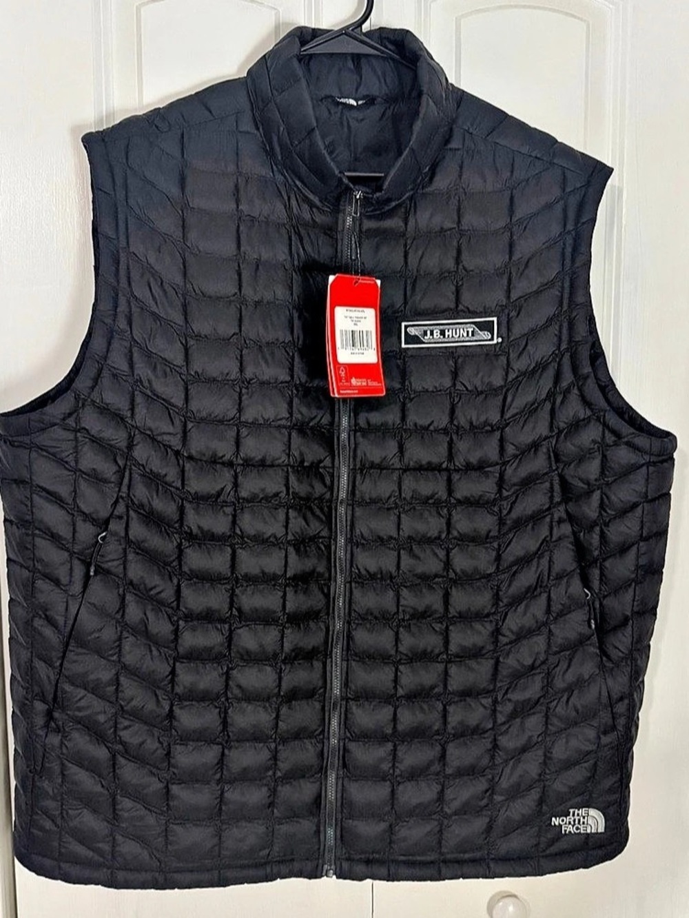 The North Face ThermoBall Trekker Vest Men's Black Nylon Vest XXL NWT JB Hunt